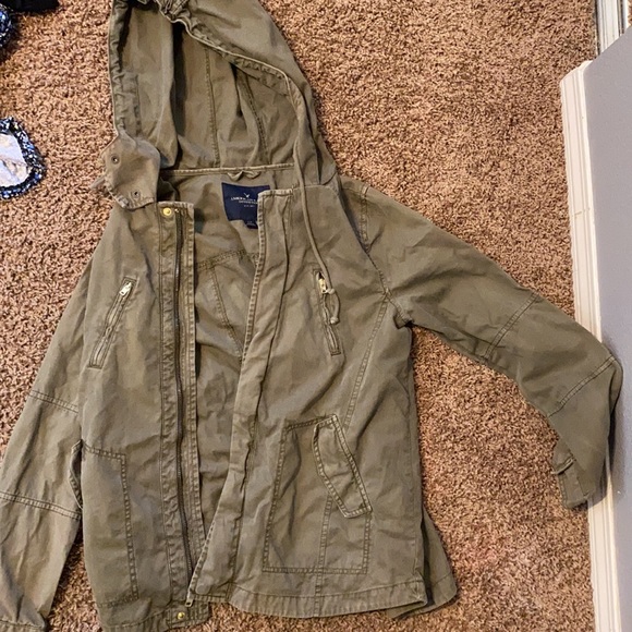 Clothes - Picture 7 of 7